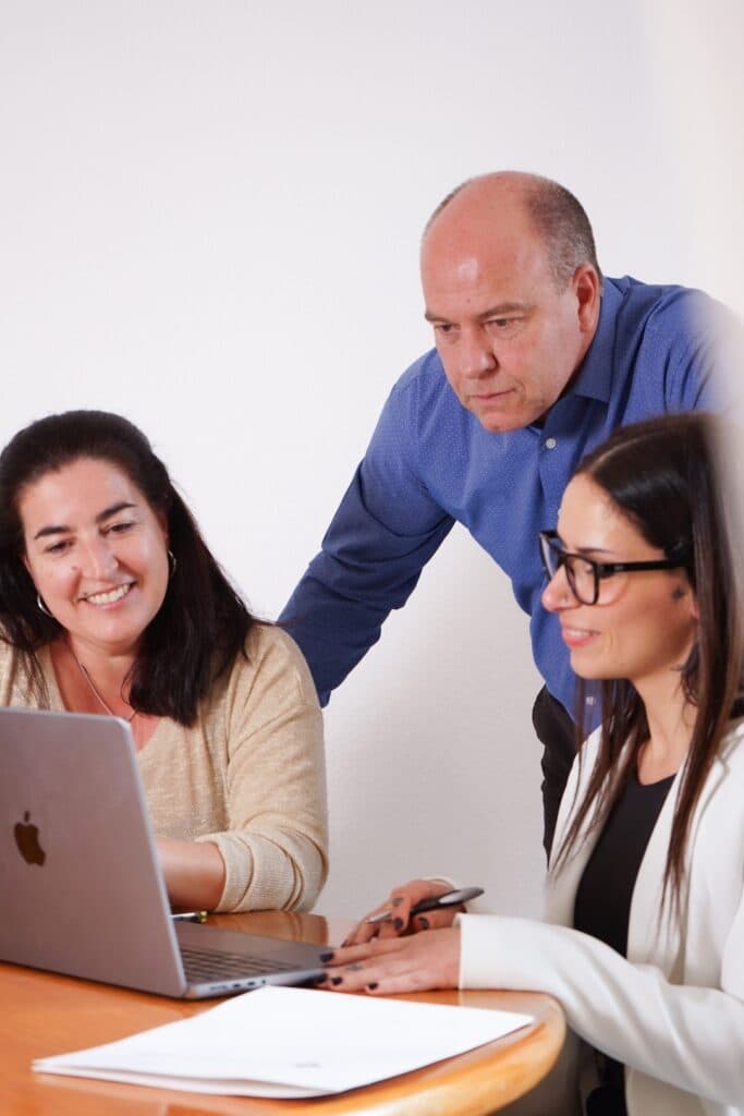 Fernandez Lacort team at work